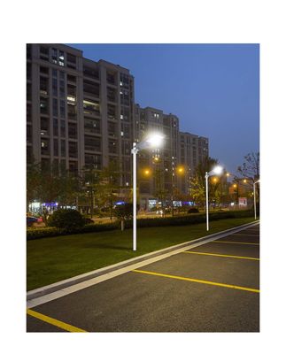 300W 400W 500W Solar LED Street Light Anti Corrosion Practical